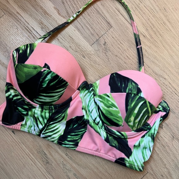 Other - XS Albion Fit Palm Print swimsuit top